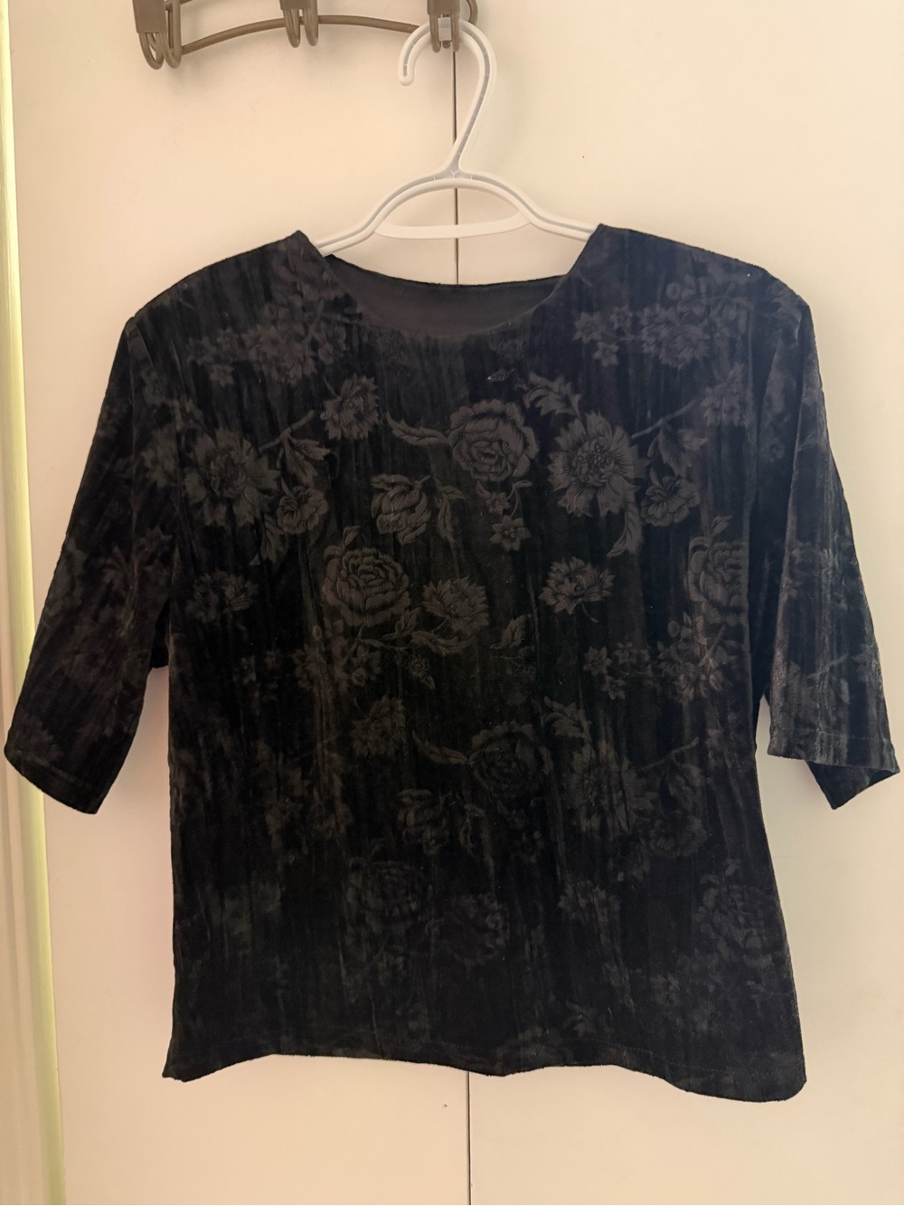Disturbia Black Floral Velvet Short Sleeve Top